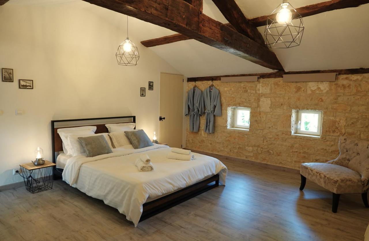Gite Rural La Maison Mauve Ventouse Екстериор снимка