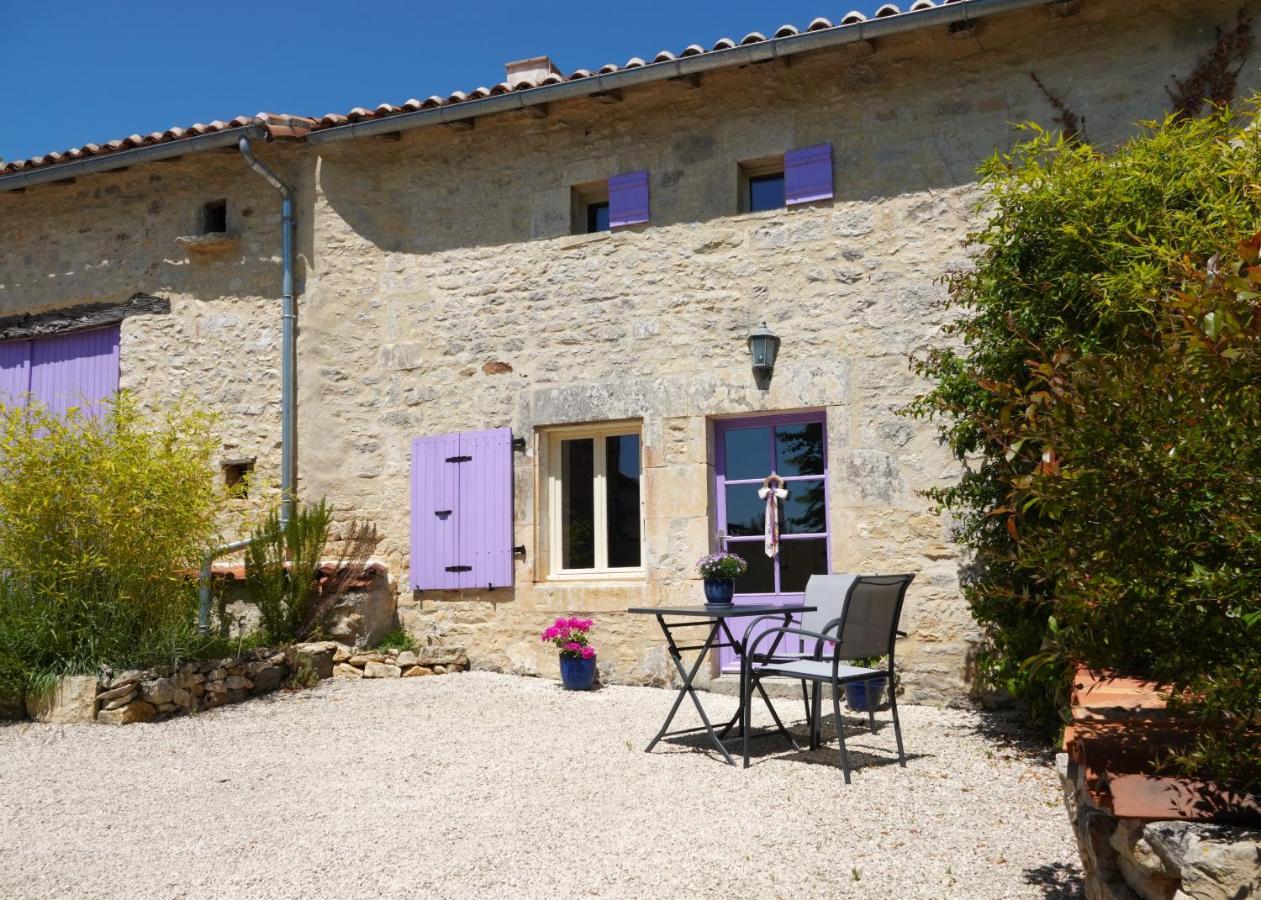 Gite Rural La Maison Mauve Ventouse Екстериор снимка