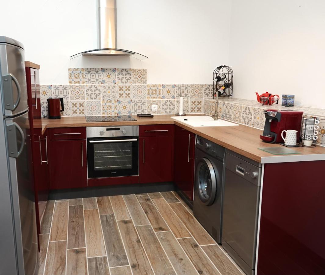 Gite Rural La Maison Mauve Ventouse Екстериор снимка