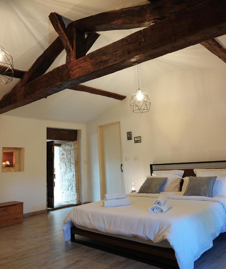 Gite Rural La Maison Mauve Ventouse Екстериор снимка